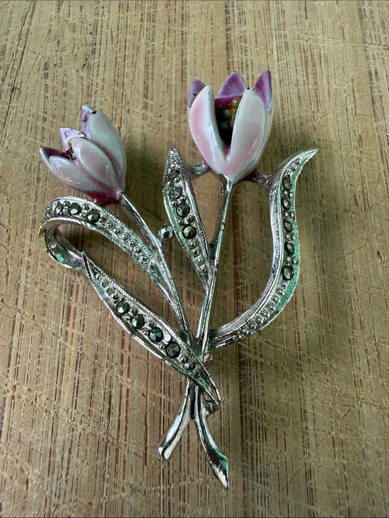 Jewelry - 1960’s Pink Tulip Floral Brooch with Marcasite